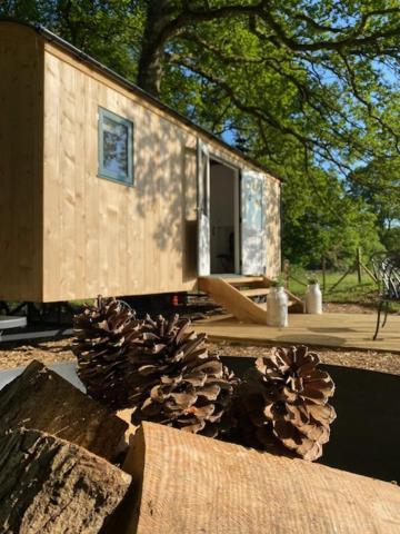Coachroad Shepherds Huts グロソップ エクステリア 写真