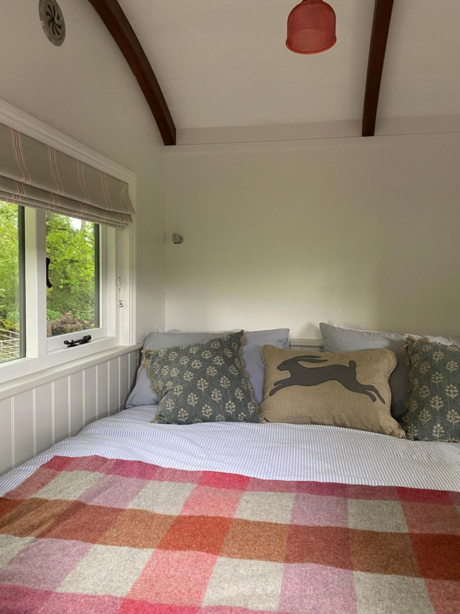 Coachroad Shepherds Huts グロソップ エクステリア 写真